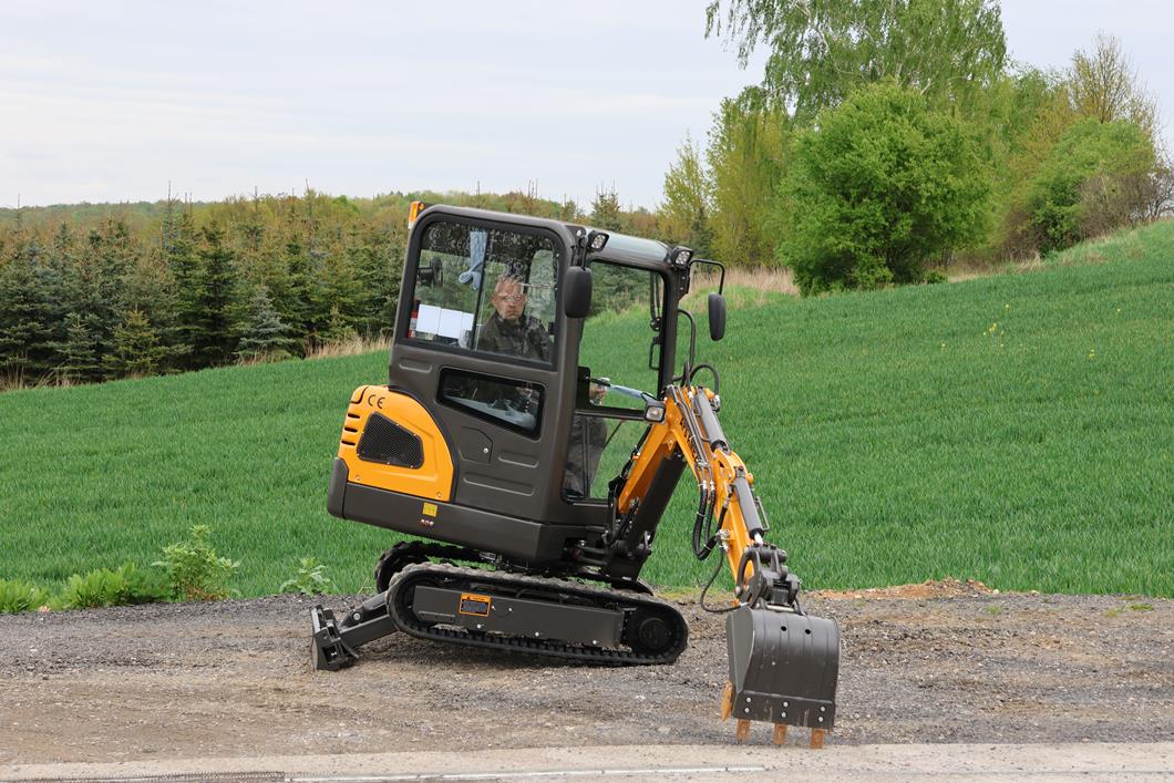 Mini-pelle APS KME20 – Image 12