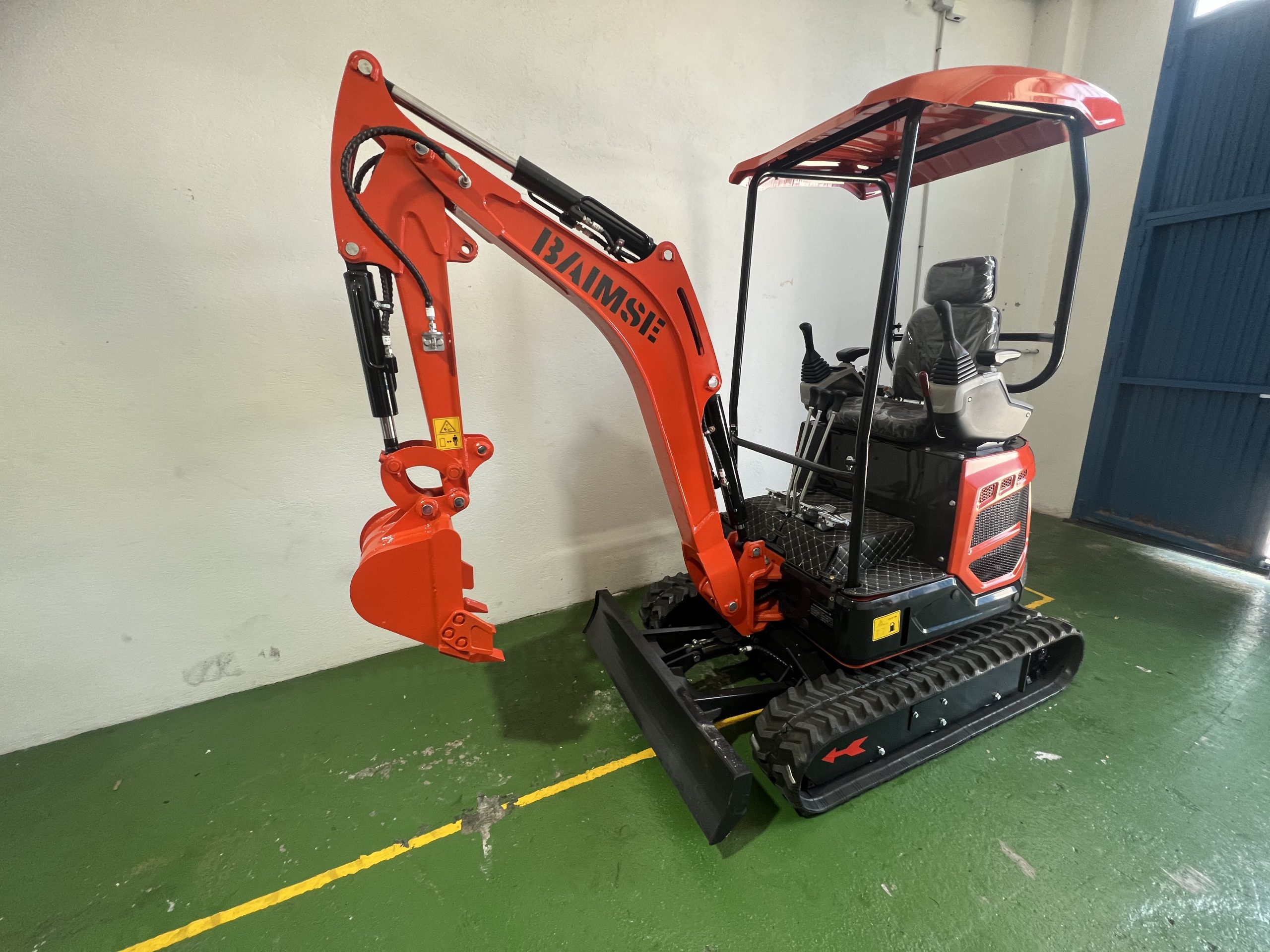 Mini Pelle Rotative BAIMSE 1800 kg, Moteur Kubota 3 Cylindres – Image 7