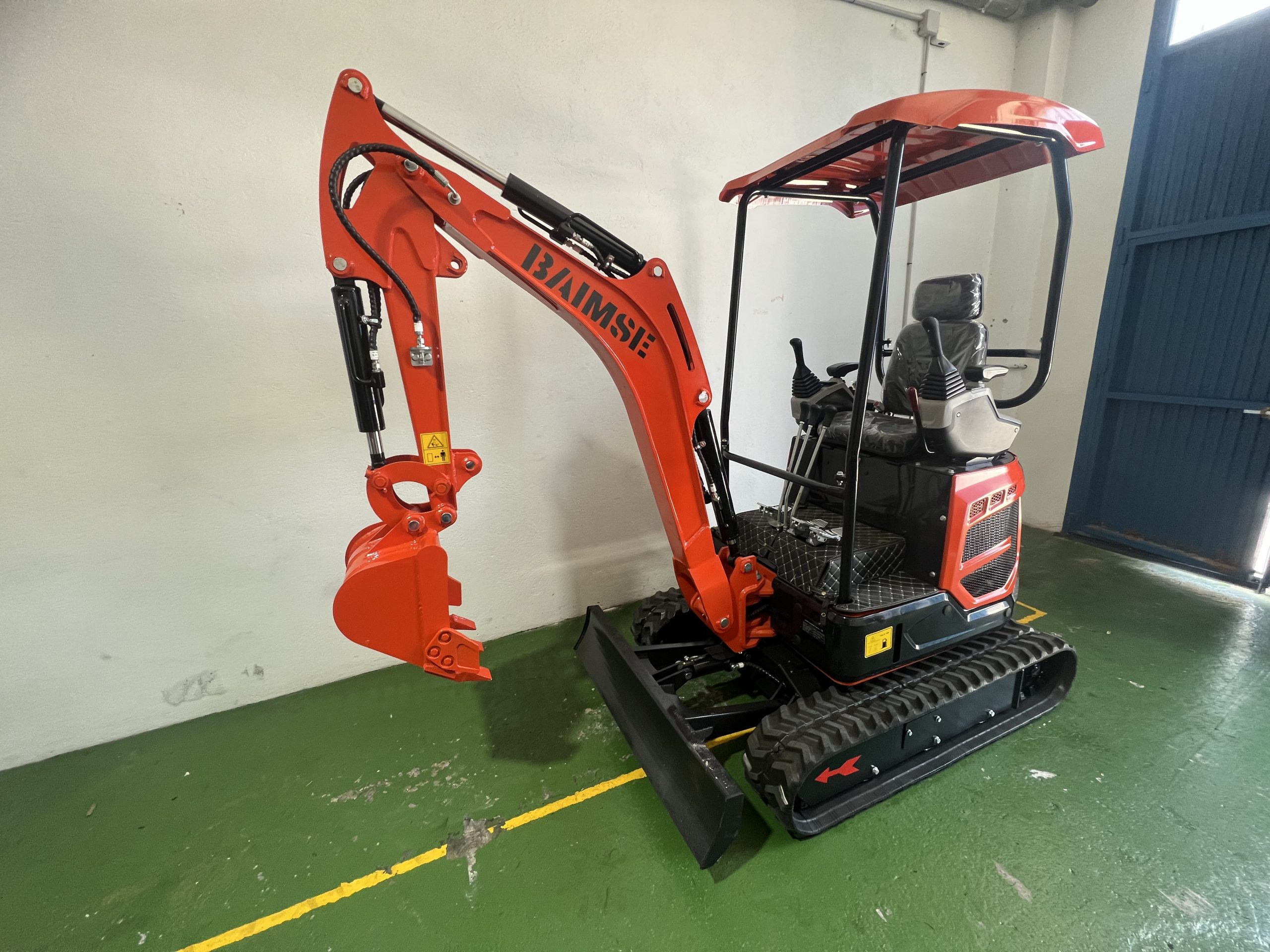 Mini Pelle Rotative BAIMSE 1800 kg, Moteur Kubota 3 Cylindres – Image 8