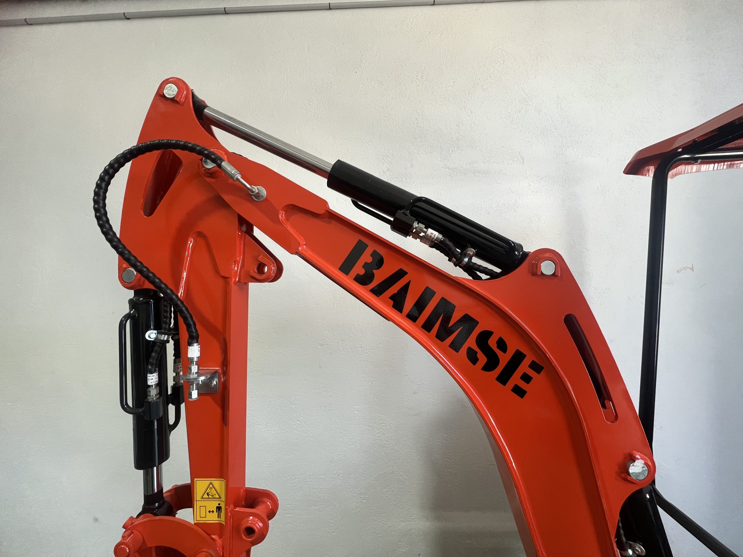 Mini Pelle Rotative BAIMSE 1800 kg, Moteur Kubota 3 Cylindres – Image 10