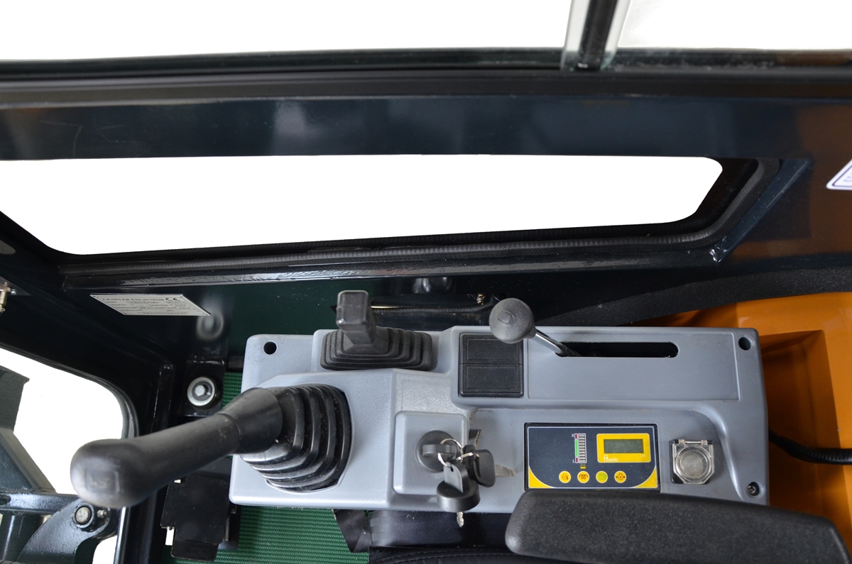 Mini-pelle APS KME20 – Image 29