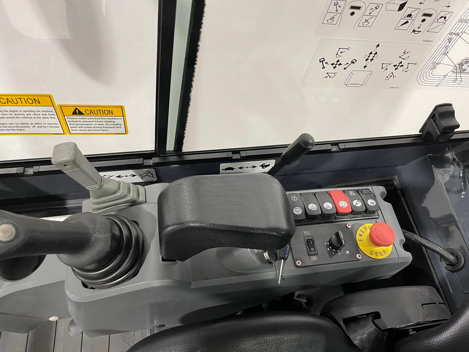 Mini-pelle XCMG XE20E-C – Image 4