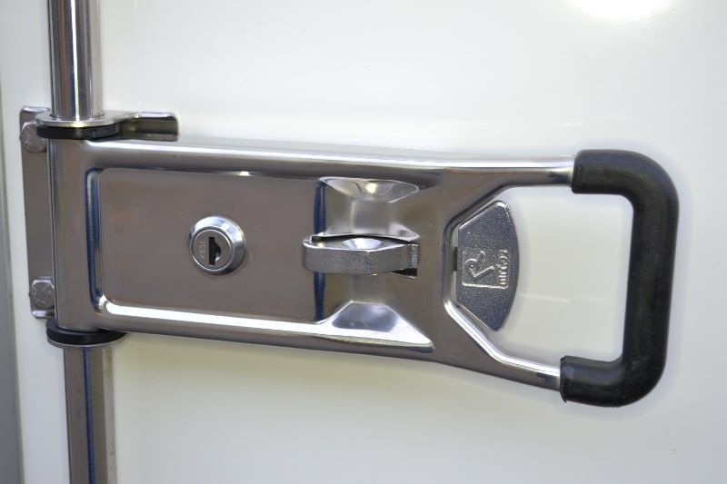 Camion Fourgon Fermé Henra 265x138x160 cm – 1350/2000/2700 kg – Image 14